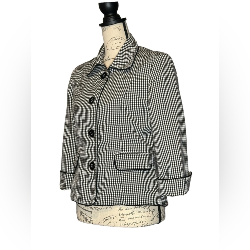 Tribella black and white plaid blazer jacket button closure 3/4 sleeves